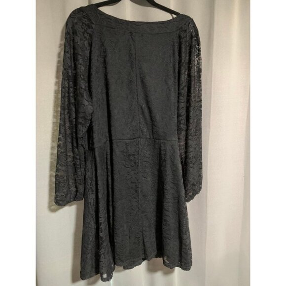NWT Boohoo plus size Dress 26 - Picture 5 of 5